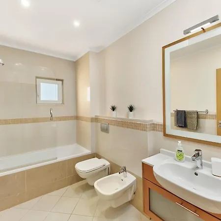 Apartman Pacifico, O Pomar *