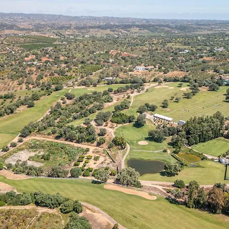 Apartman Pacifico, O Pomar Tavira