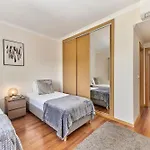 Pacifico, O Pomar דירה טאווירה